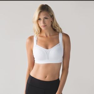 Lululemon Tata Tamer II 34DD